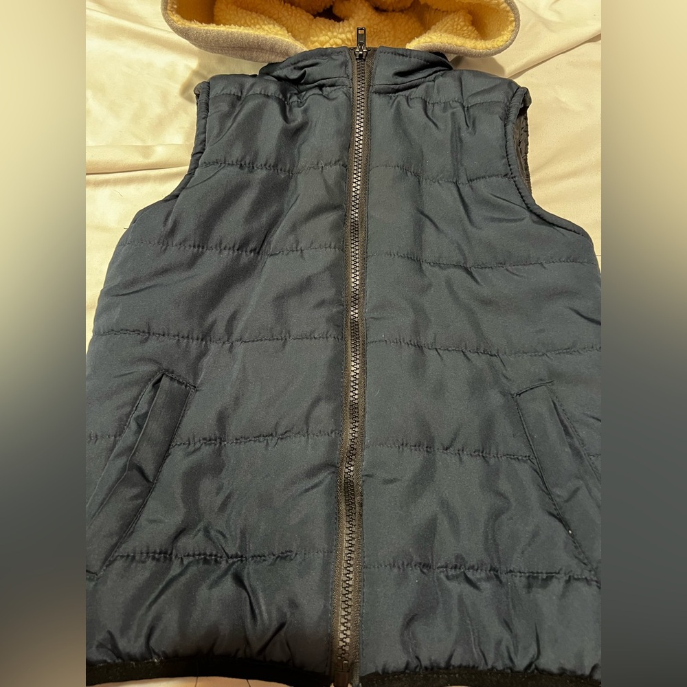 Tahari Boy Vest Size 6/7 Navy Blue Full Zip Pockets Hoodie Jacket - Picture 1 of 6